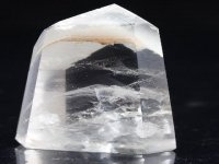photo propriétés, vertus et bienfaits du cristal quartz avec fantôme