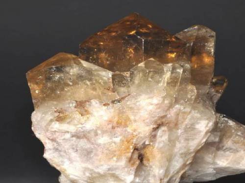 photo et propriétés pierre citrine sur pierresdesante.com