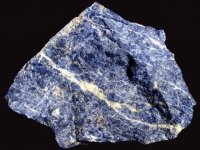 Propriétés et photos de la pierre de santé sodalite sur www.pierresdesante.com