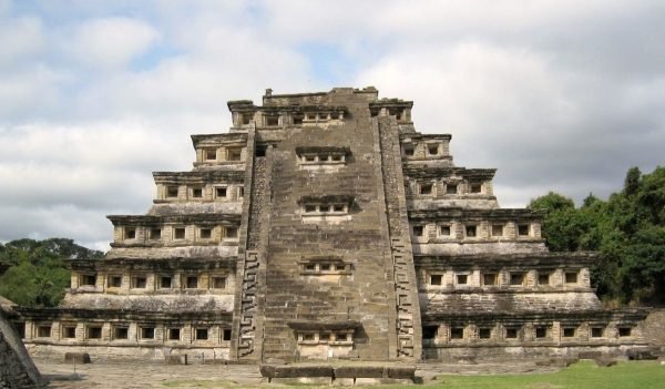 El Tajín cité perdue d’un peuple mystérieux El Tajín cité perdue d’un peuple mystérieux