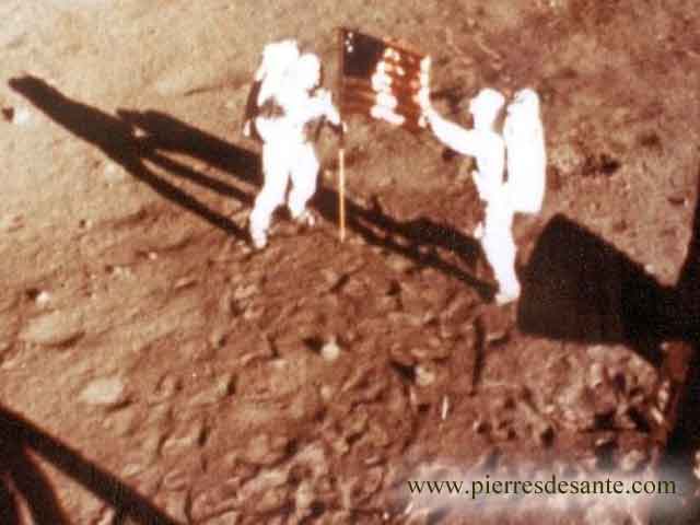 Des micro-organismes lunaires d’Apollo 11 auraient pu contaminer la Terre