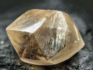 04 – Diamant – pierre de naissance du mois d’avril